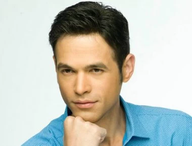 «Πόλεμος» Φουρθιώτη κατά Μουτσινά: «Είσαι για γέλια, θα σε πάρω για σύμβουλό μου στην Βουλή»